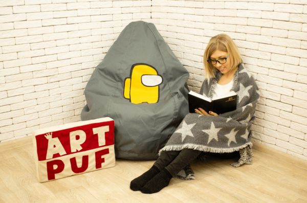 Кресло из игры амонгас