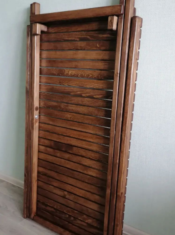 Складной стол из массива сосны