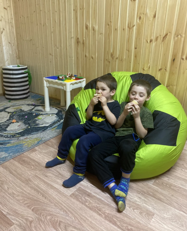 Подарок на день рождение футболисту кресло мяч