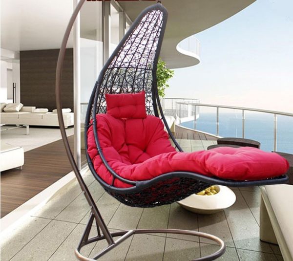 Кресло подвесное из искусственного ротанга