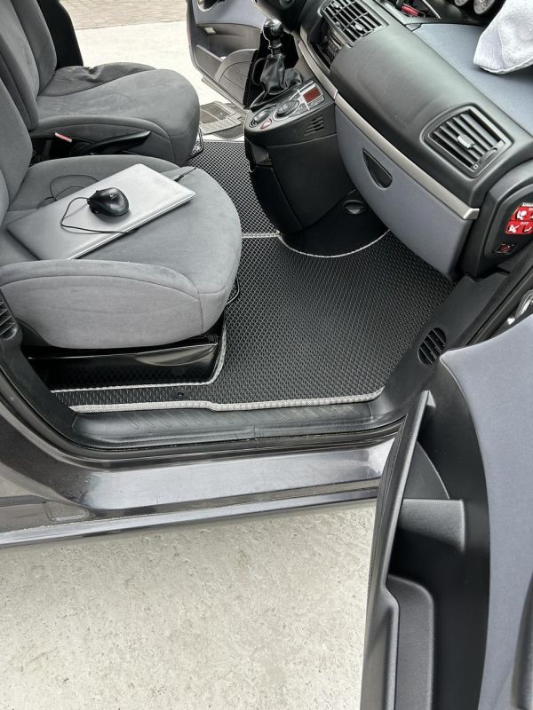 Купить КОВРИКИ EVA ДЛЯ CITROEN C8 (2002 - 2014) ГОД в Украине
